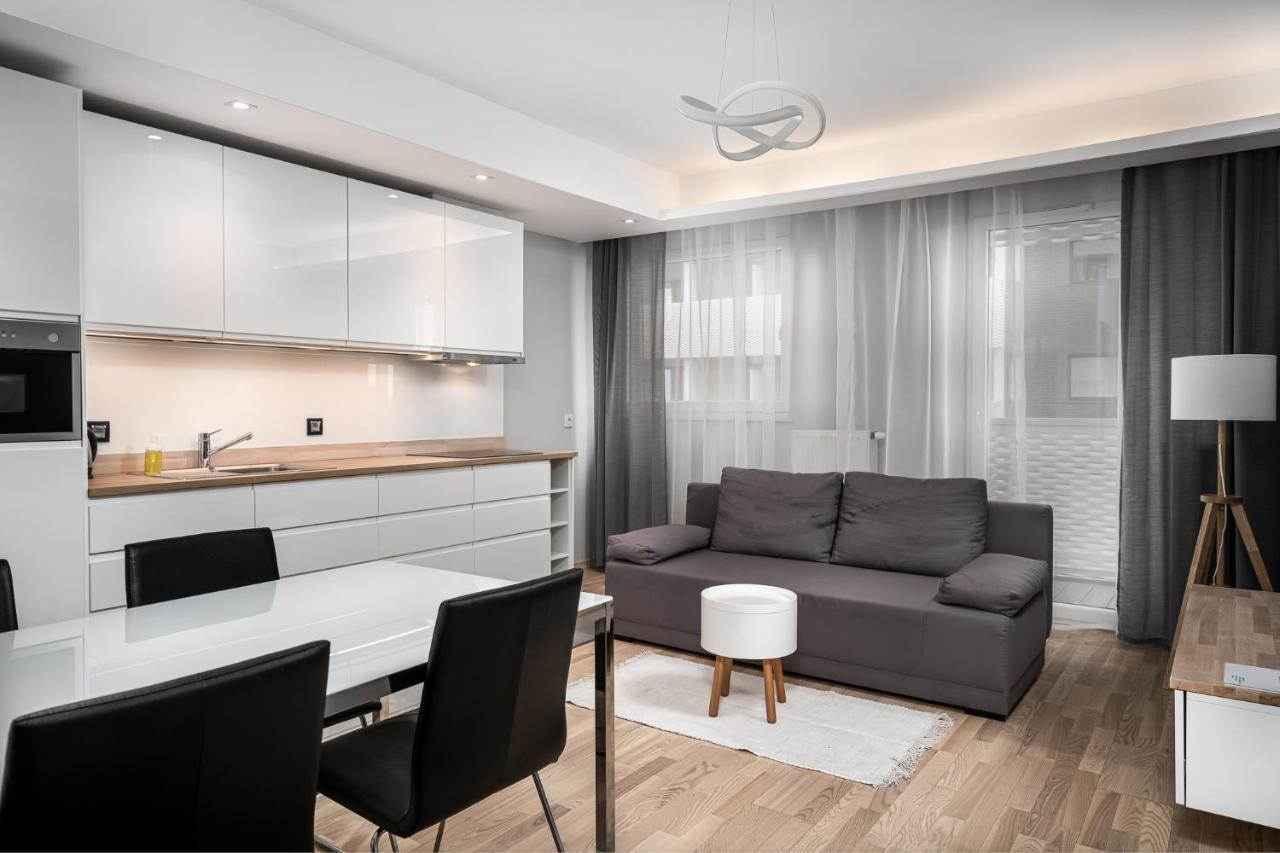 Rentplanet - Apartamenty Atal Tower 弗罗茨瓦夫 外观 照片